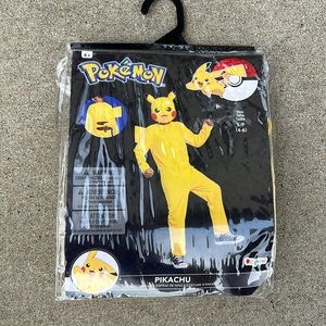 Pokémon kids size 4/6 kiddos,  costume for Halloween or some cosplay. (Pikachu).